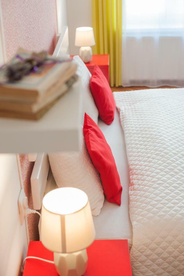 Spacious Stylish Apartment In Old Town Sibiu Exterior foto