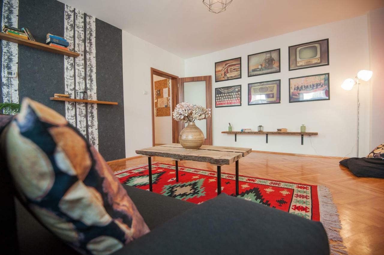 Spacious Stylish Apartment In Old Town Sibiu Exterior foto